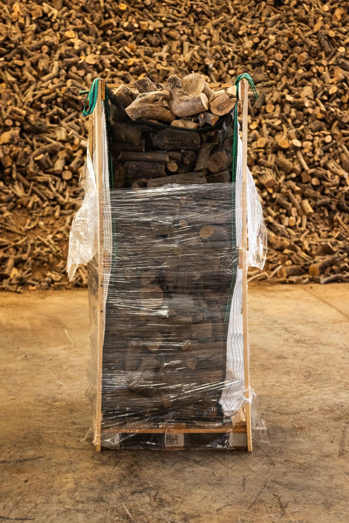 Olivenbrænde 1000 kg. Kæmpe bigbag på palle
